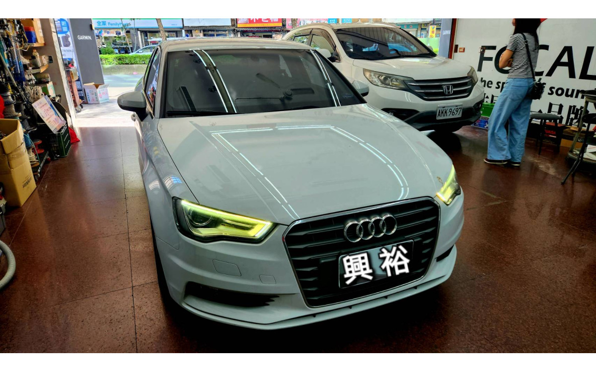  【AUDI 奧迪】A3 安裝 專車款 7吋升降式螢幕安卓主機｜內建 藍芽+導航+CarPlay｜+ JD-AU267 安卓專用行車
