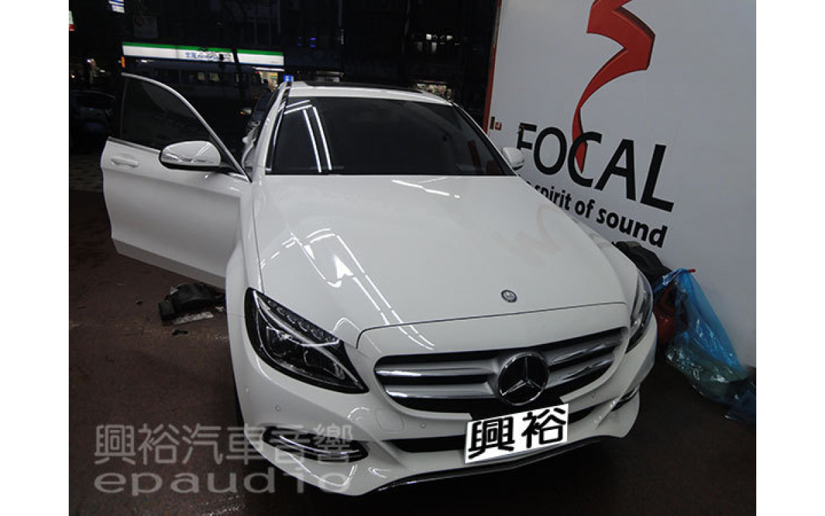 【BENZ W205】C200 安裝 導航介面 | 倒車