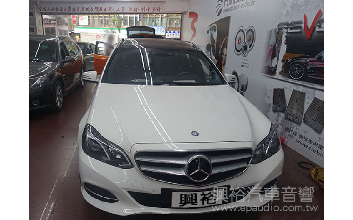 【BENZ W212】E250 安裝 專款螢幕主機 | 環景系統