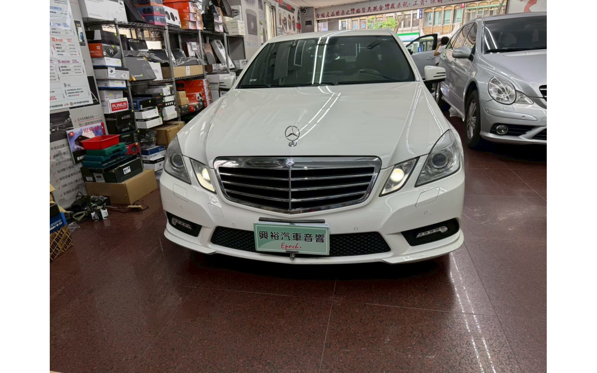 【BENZ W212】2025/8/7W212 E200 JHY SM9 DynaQuestDVR128