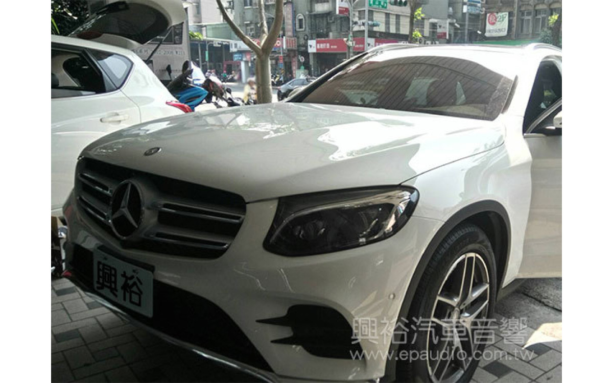 【BENZ 賓士】GLC 250 安裝專款行車記錄器