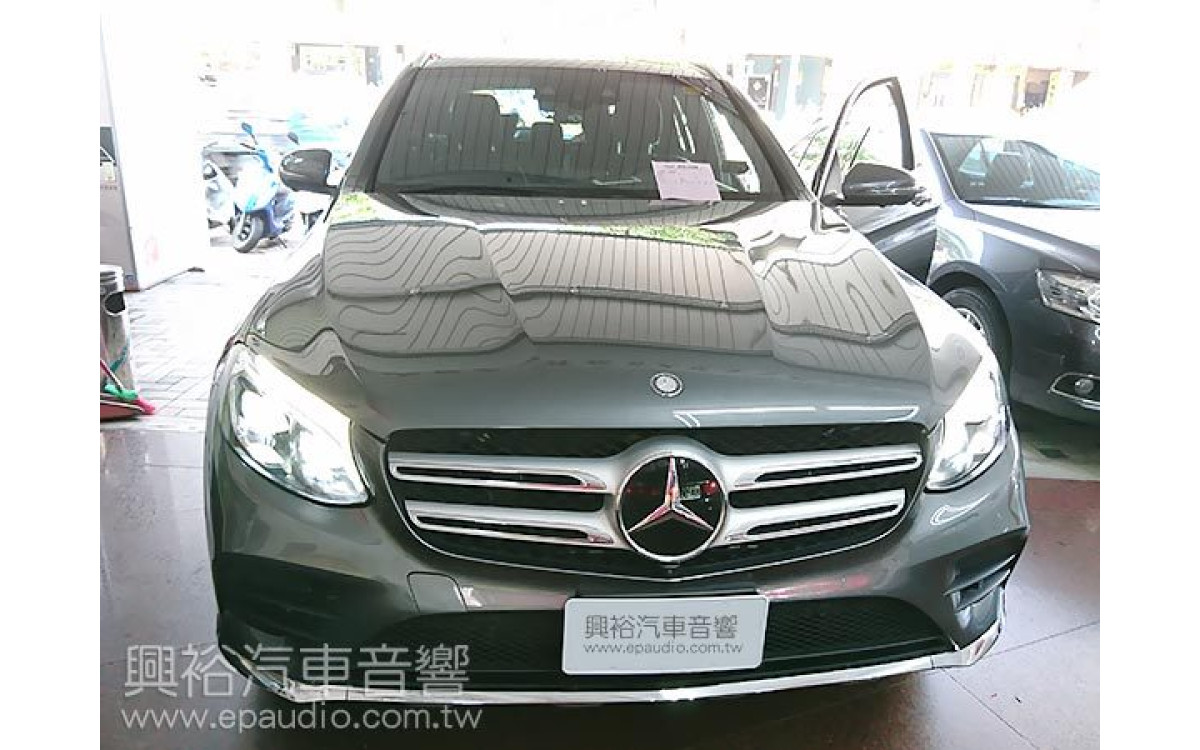 【BENZ 賓士】GLC 250 安裝行車記錄器