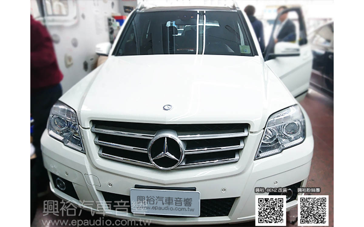 【BENZ 賓士】2012年 GLK220 安裝 專款安卓機 | 倒車鏡頭