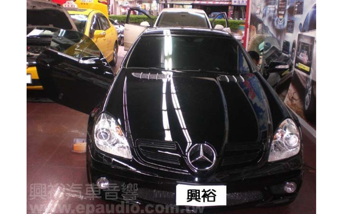 【BENZ 賓士】SLK55 安裝喇叭 | 重低音