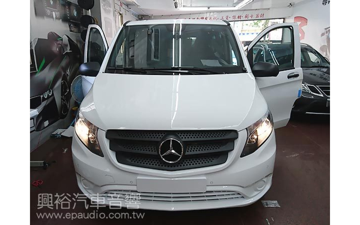 【BENZ 賓士】VITO 安裝 專款螢幕主機 | 數位 | 倒車