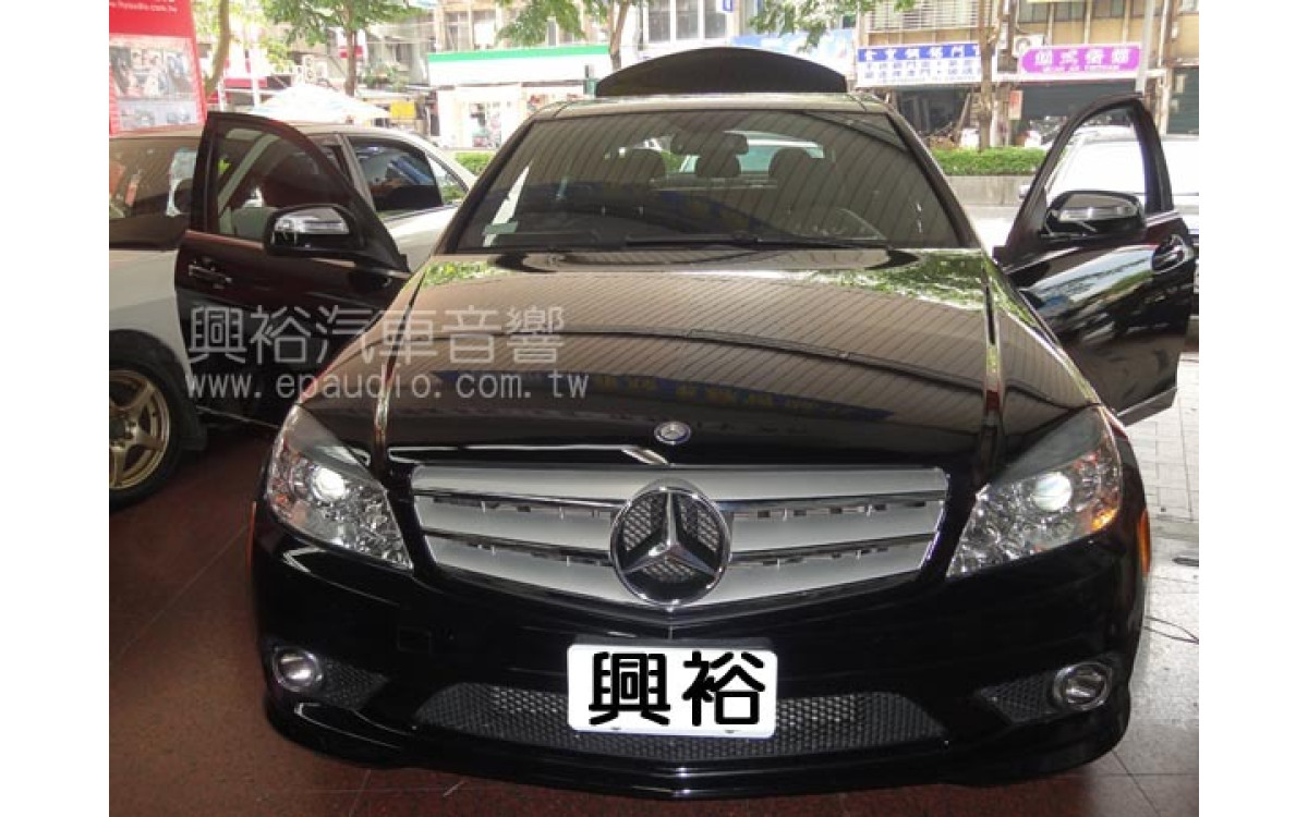 【BENZ W204】C300 安裝 導航 | 數位 | 倒車