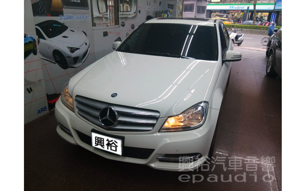 【BENZ W204】安裝 手機鏡像介面 | 倒車