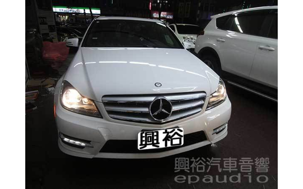 【BENZ W204】C250 安裝 重低音