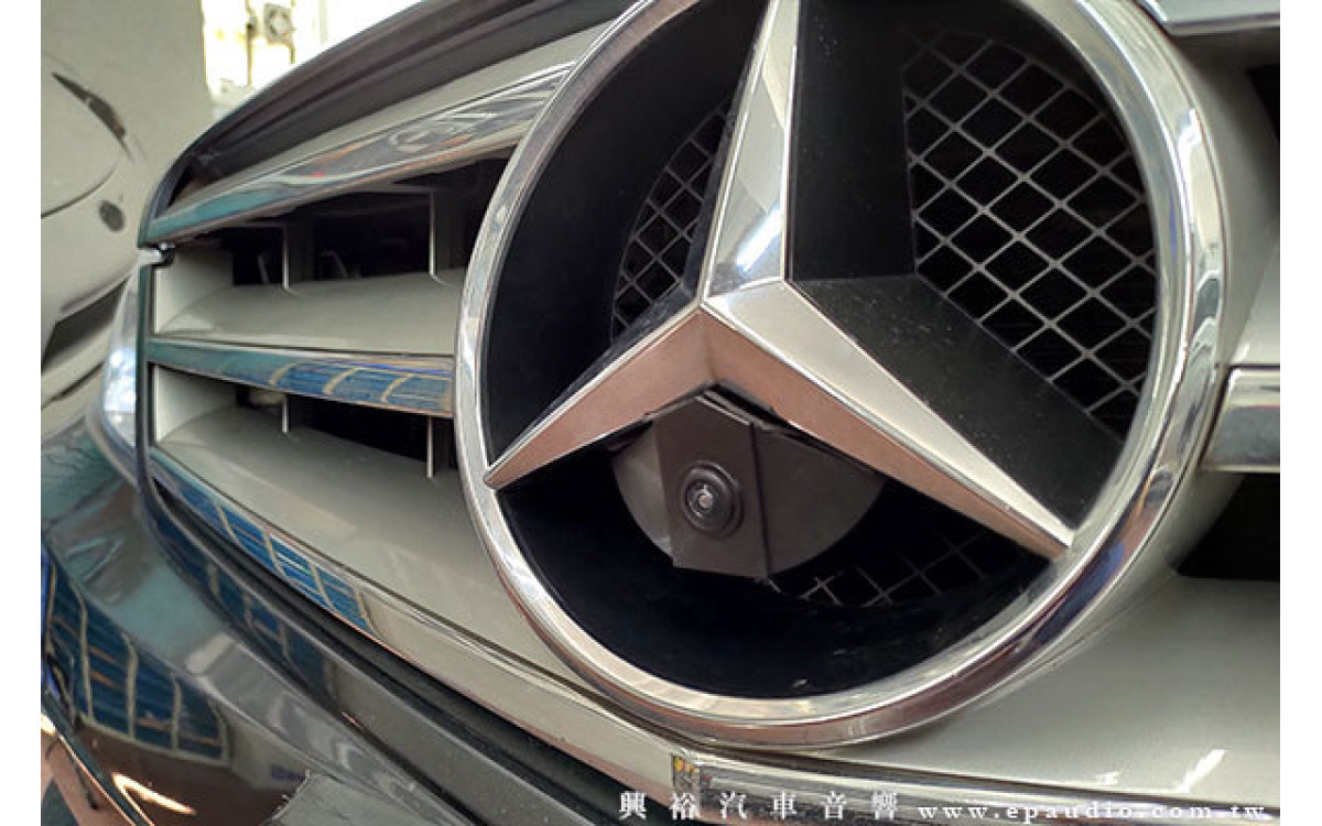 【BENZ W204】C300 安裝 環景輔助系統