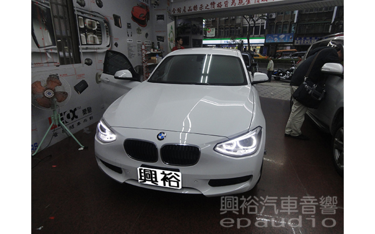 【BMW F20】116i 安裝行車記錄器 | 導航介面 | 觸控面板