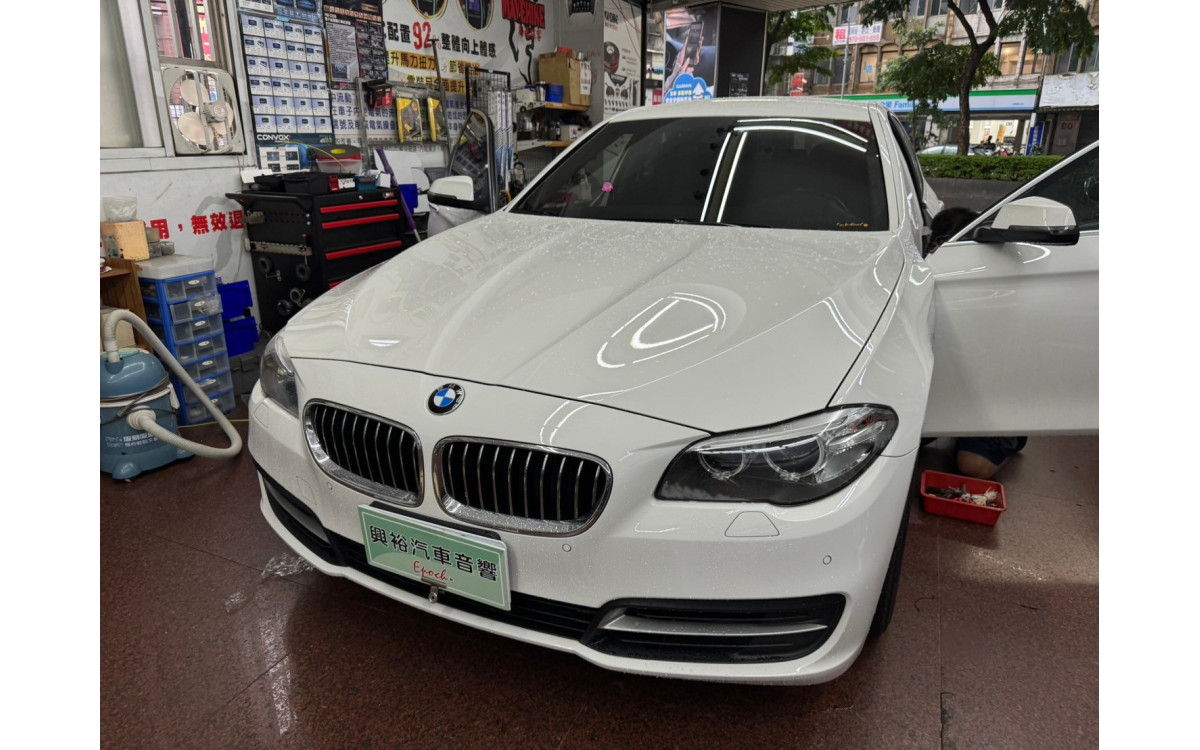 【BMW 寶馬】2024/11/1 BMW F10裝JHY SB9 12.3 8核 8/128