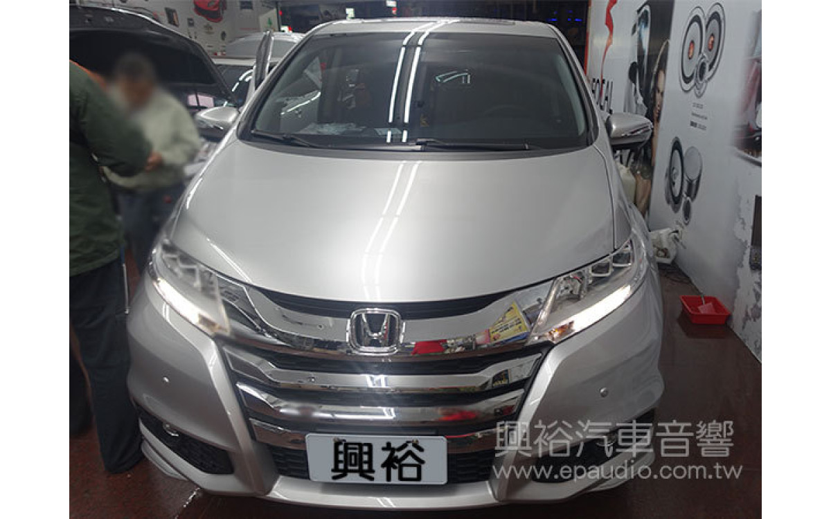 【HONDA 本田】ODYSSEY 安裝吸頂螢幕