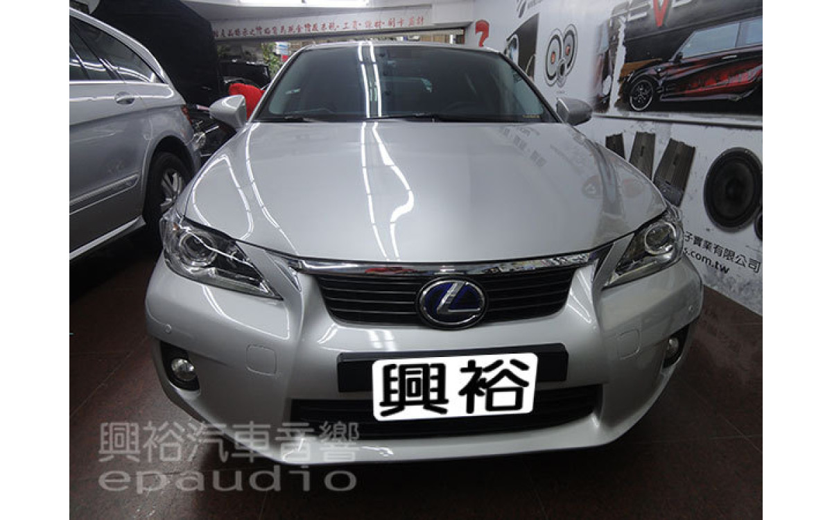 【LEXUS 淩志】CT200h 安裝 專款螢幕主機 | 倒車鏡頭
