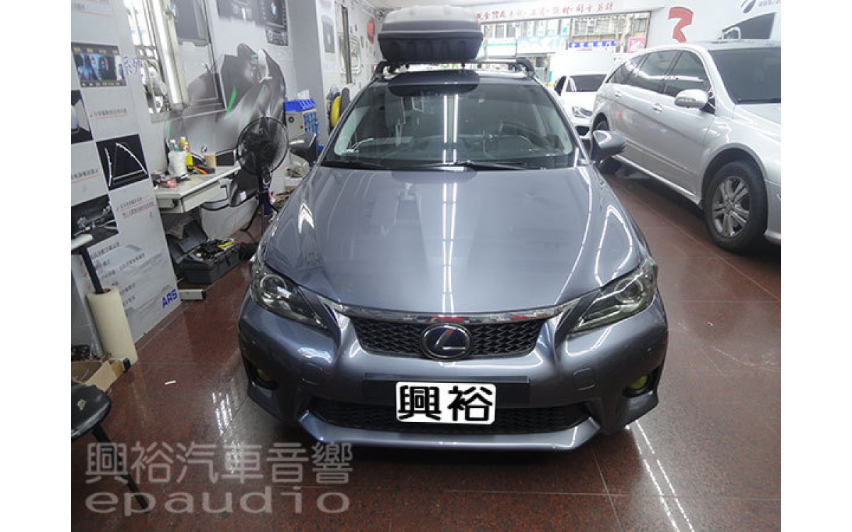 【LEXUS 淩志】CT200h 安裝行車記錄器