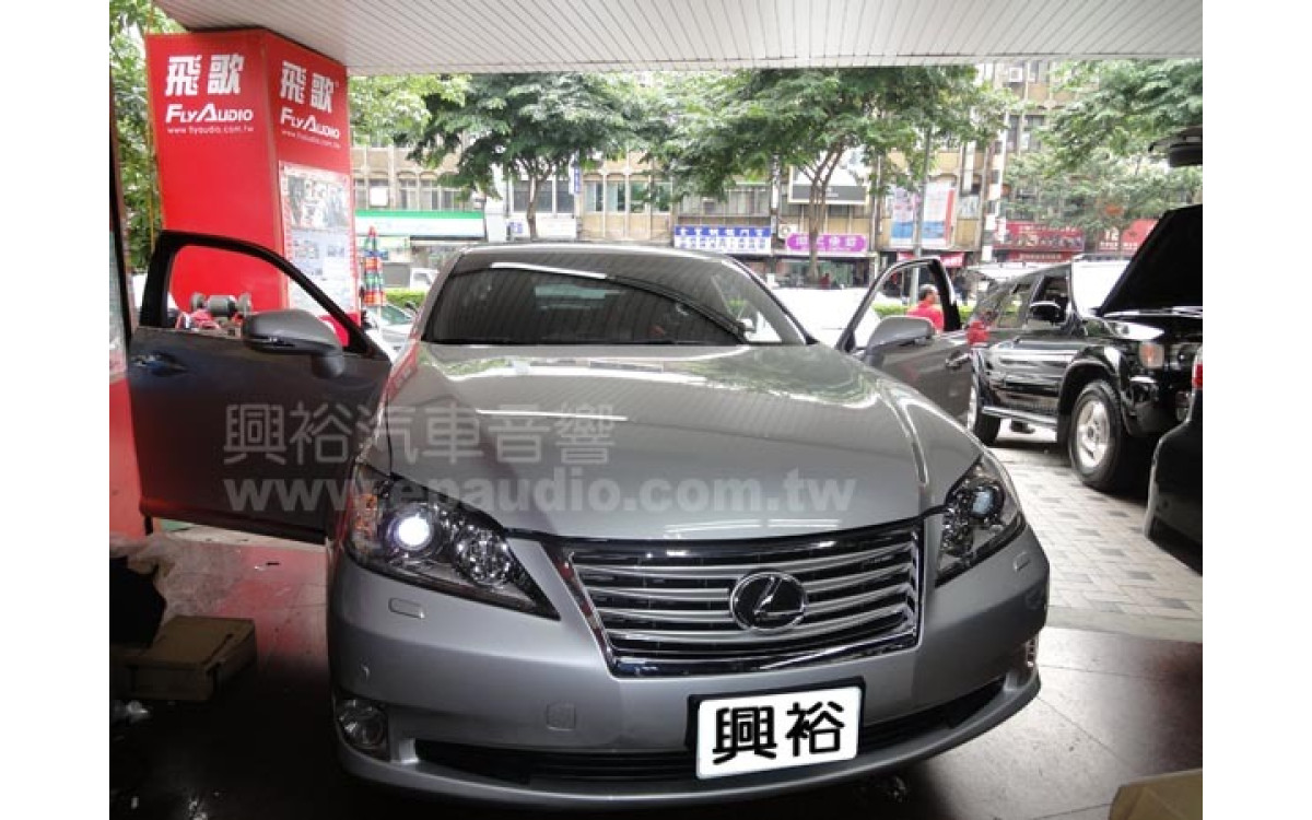 【LEXUS 淩志】ES240 安裝 專款螢幕主機 | 數位電視 | 倒車鏡頭