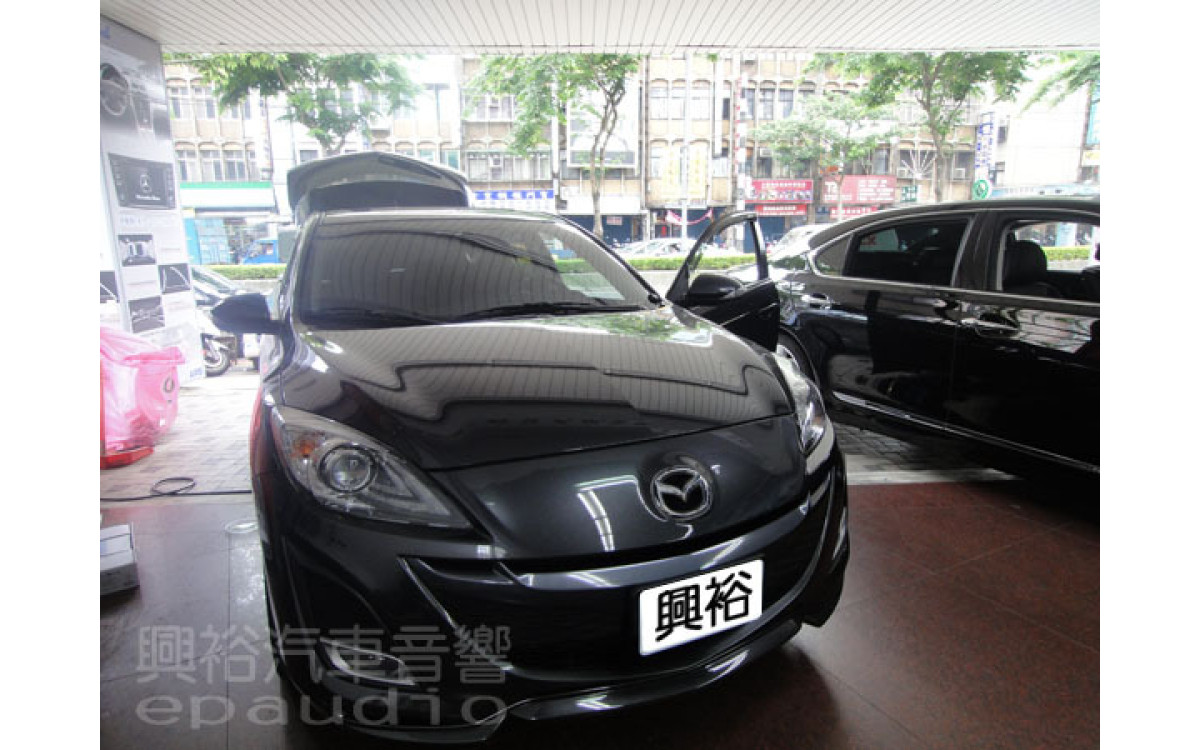 【MAZDA 馬3】安裝 喇叭 | 擴大機