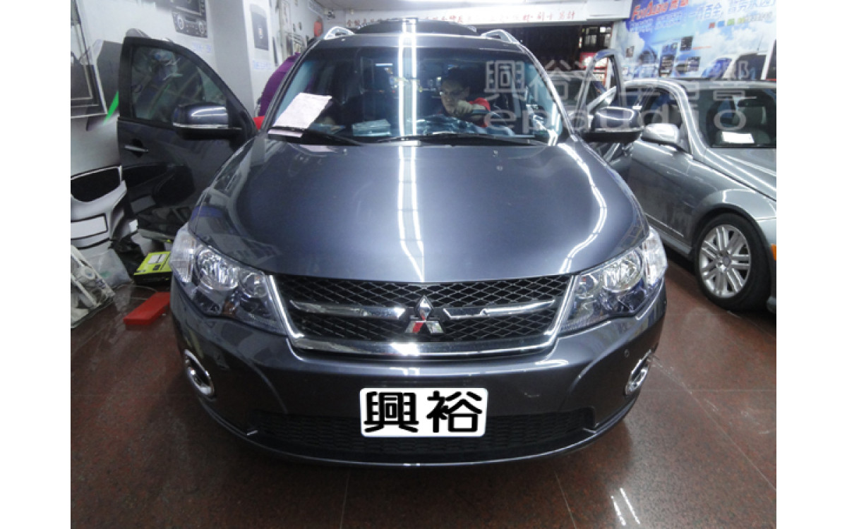 【MITSUBISHI 三菱】OUTLANDER 安裝 分離式喇叭 | 擴大機