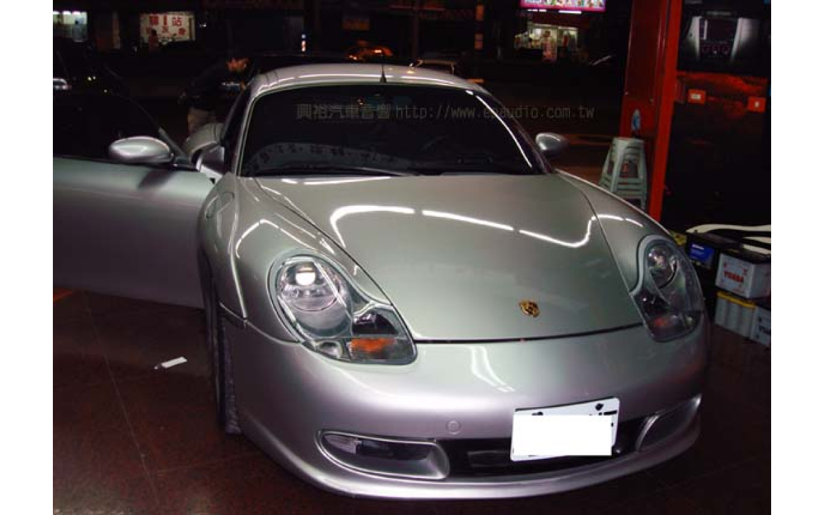【Porsche 保時捷】Boxster 986 安裝伸縮螢幕主機
