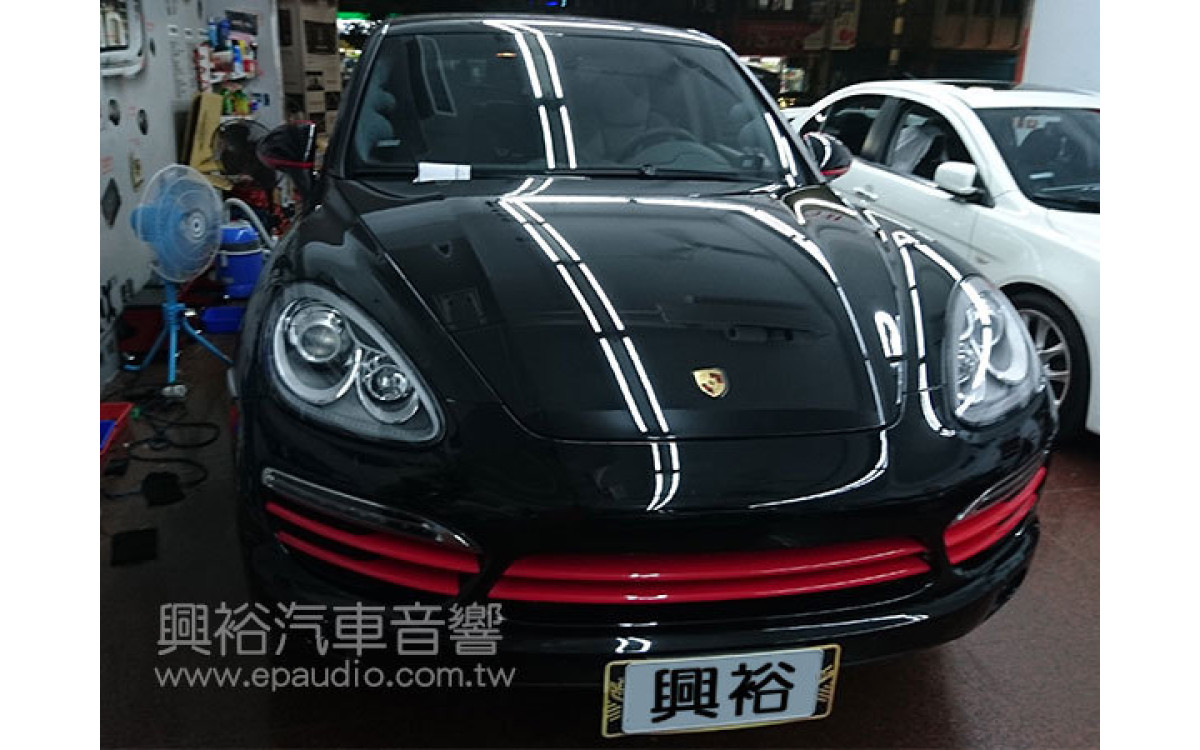 【Porsche 保時捷】Cayenne S 安裝手機WiFi介面
