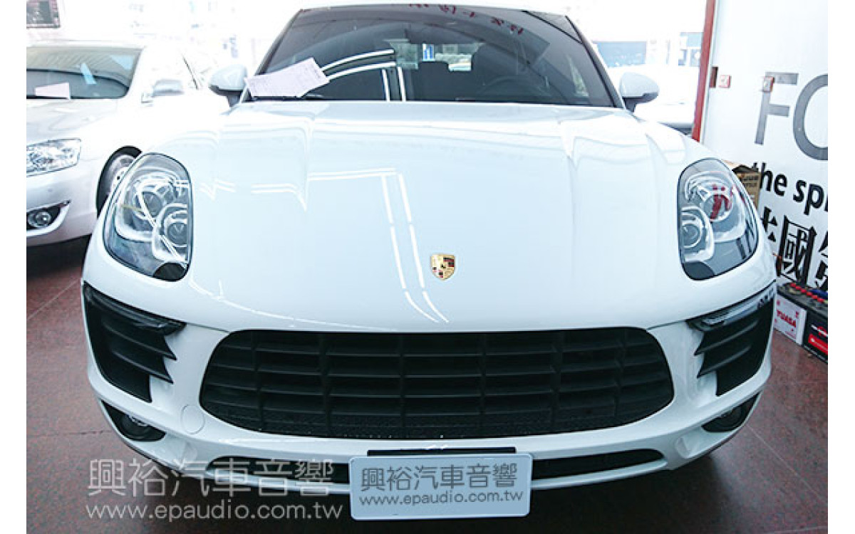 【Porsche 保時捷】Macan 安裝用影音介面