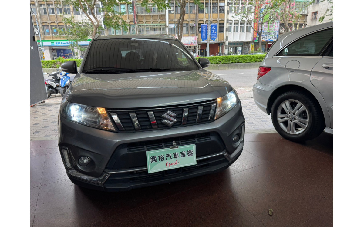 【SUZUKI 鈴木】 2024/11/8 VITARA改JHY S19+JHY 前後行車記錄器AU268