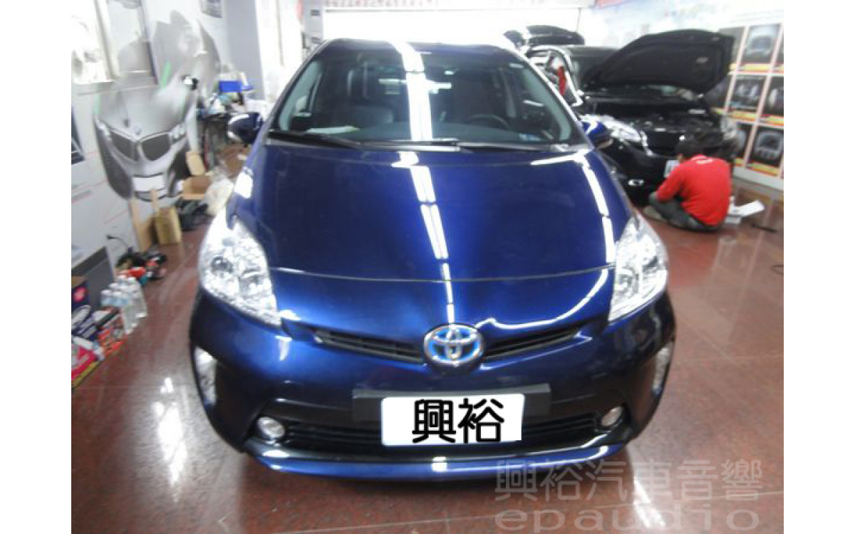 【TOYOTA 豐田】PRIUS 安裝 分割行車記錄器 | 前後鏡頭車記錄器