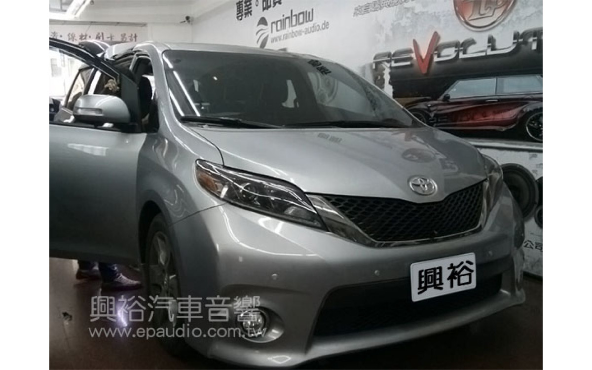【TOYOTA 豐田】SIENNA 安裝 全景通環景系統 | 測速器