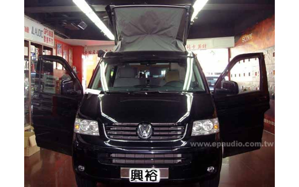 【VW 福斯】California 露營車 安裝 倒車鏡頭
