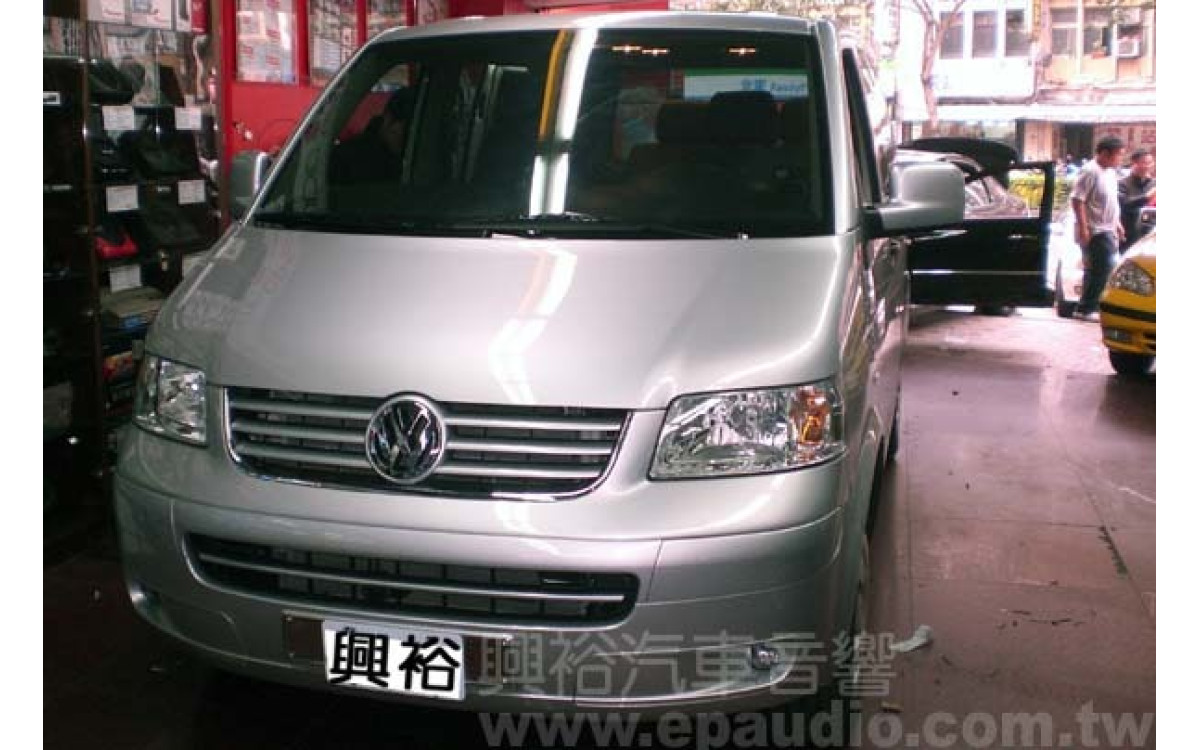 【VW 福斯】Multivan 安裝 導航 | 數位 | 倒車鏡頭