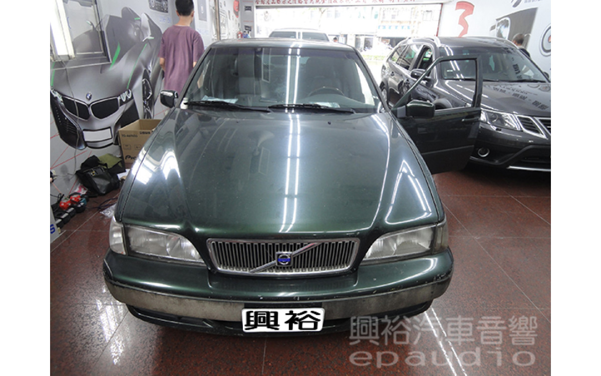 【VOLVO S70】富豪S70 安裝螢幕主機 | 倒車鏡頭